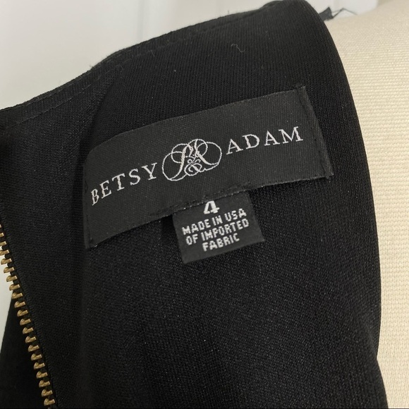 BETSY & ADAM Black Melanie Bell Sleeve Sheath Dress 4 Chic Cocktail Semi-Formal - Picture 6 of 7